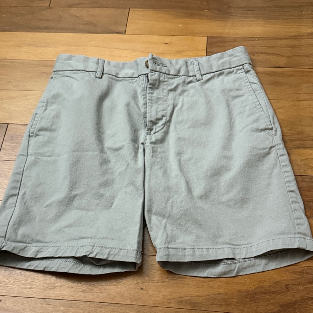 Classic Men's Cotton Shorts in Light Grey Old Navy Size 31 Slim!